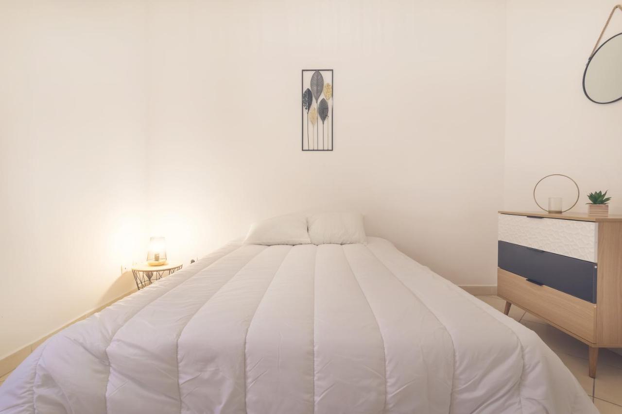 Appartement tout équipé 2 chambres à 15 min des plages 4 à 6 personnes Béziers Exterior foto