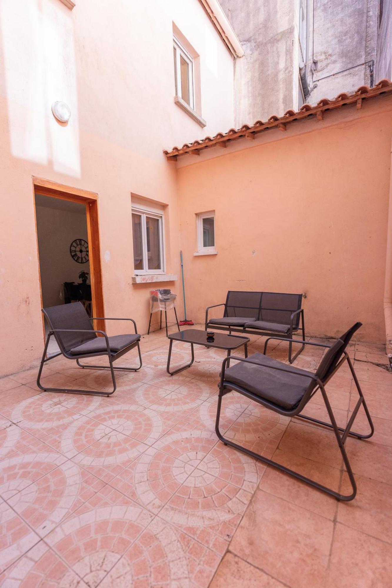 Appartement tout équipé 2 chambres à 15 min des plages 4 à 6 personnes Béziers Exterior foto