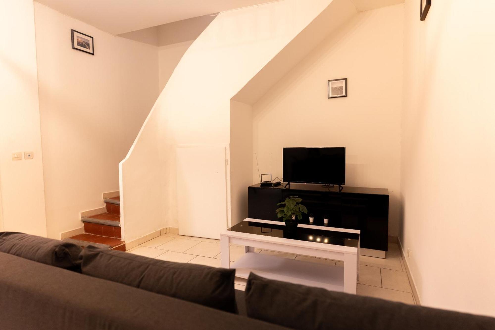 Appartement tout équipé 2 chambres à 15 min des plages 4 à 6 personnes Béziers Exterior foto