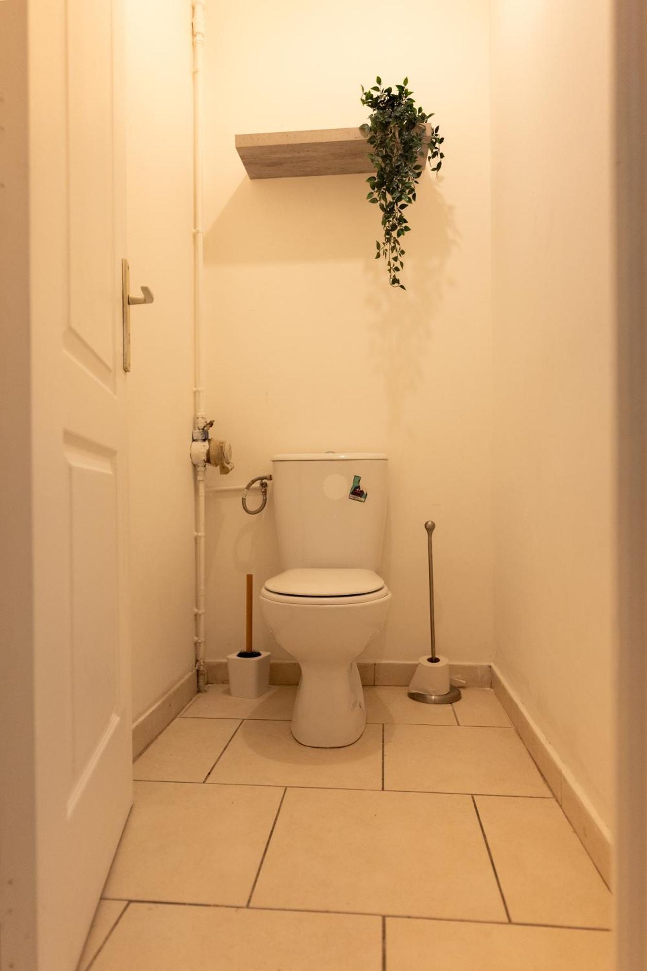 Appartement tout équipé 2 chambres à 15 min des plages 4 à 6 personnes Béziers Exterior foto
